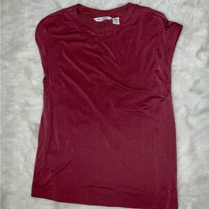 Athleta Keyhole back top